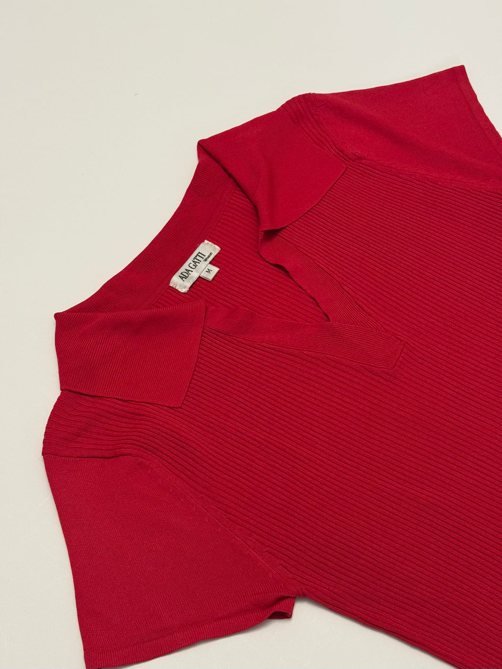 Ribbestrikket polotopp