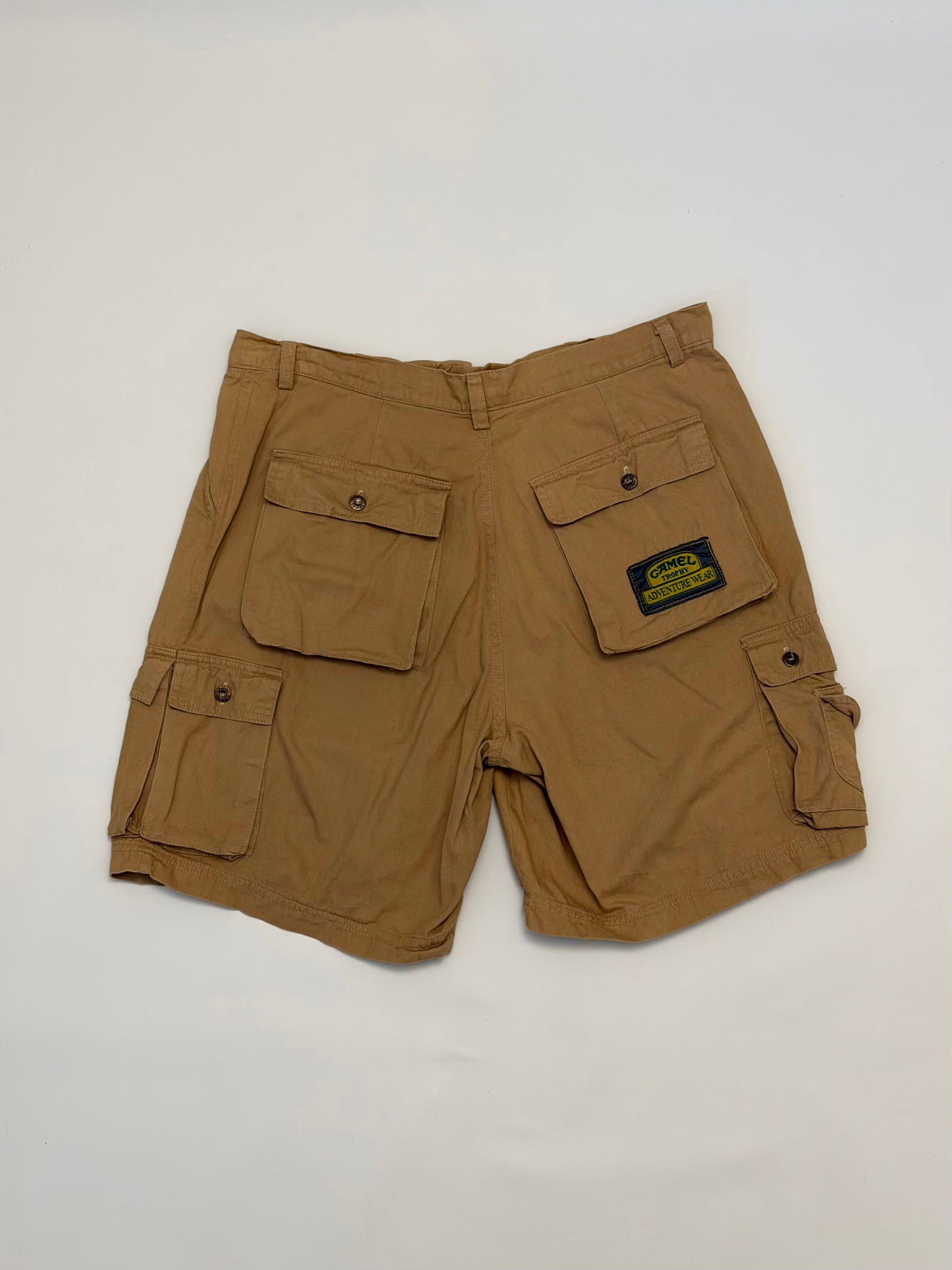Camel cargoshorts