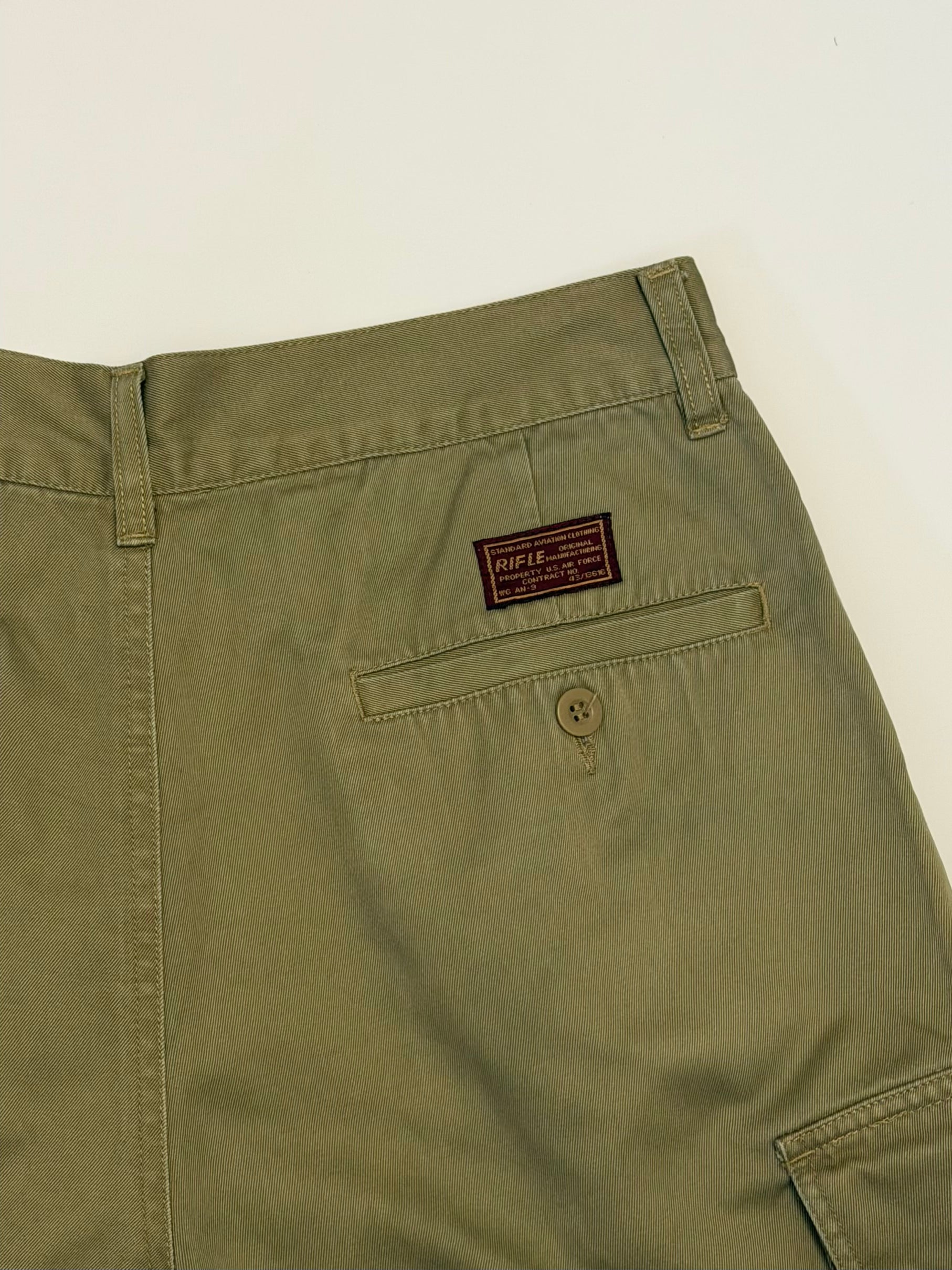 Rifle cargo shorts
