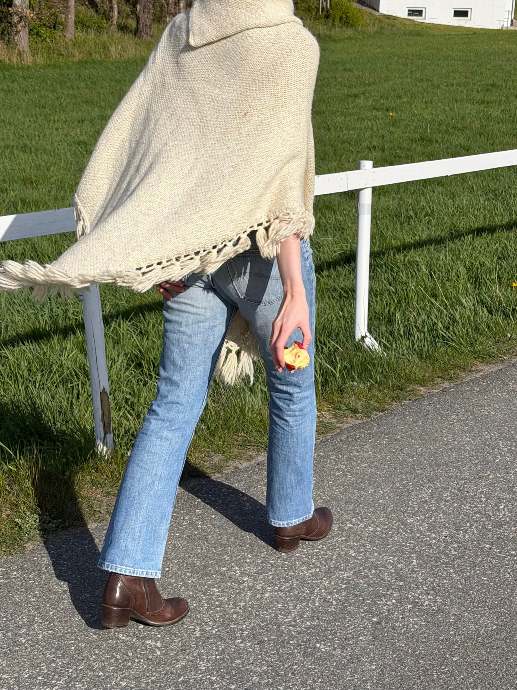 Strikket poncho